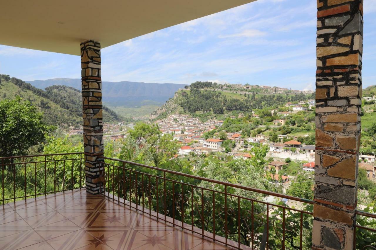 Guest House Pashollari Berat Exterior foto
