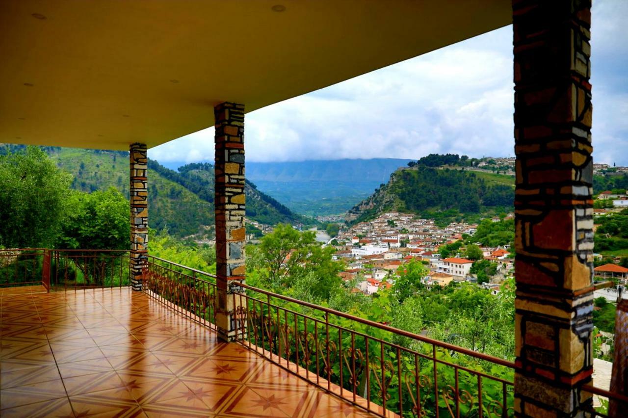 Guest House Pashollari Berat Exterior foto
